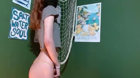 Roxie online show from October 9, 2025, 2:31 am