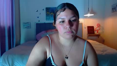 roxxie_07 online show from September 8, 2025, 7:46 pm