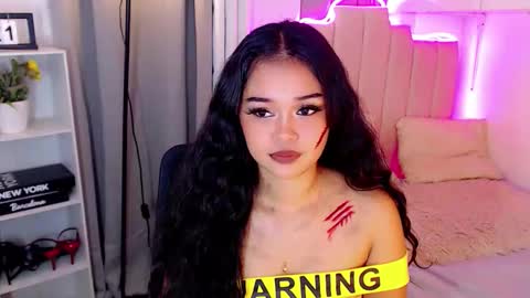 Snapshot of roxxy_blossom chatting on November 2, 2025, 6:16 am roxxy_blossom online show from November 2, 2025, 6:16 am