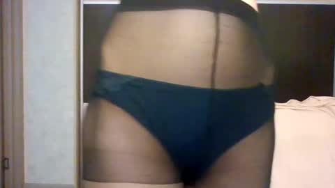 Roxxy Wharton online show from February 16, 2025, 9:15 am