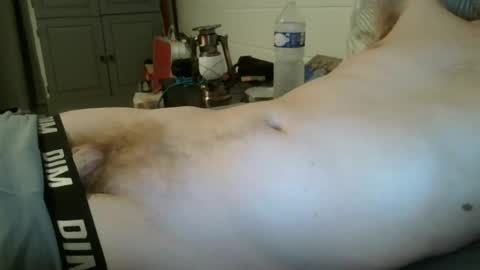 Snapshot of roxy403963 chatting on February 15, 2025, 8:43 pm roxy403963 online show from February 15, 2025, 8:43 pm