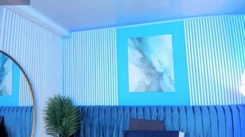 Roxy hell online show from September 14, 2025, 12:04 pm