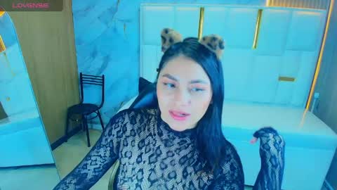 Snapshot of roxy_luxe_tf chatting on May 6, 2026, 1:38 pm Roxy online show from May 6, 2026, 1:38 pm