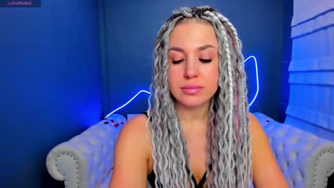 Snapshot of roxy_mars chatting on February 17, 2026, 1:35 am Roxy online show from February 17, 2026, 1:35 am