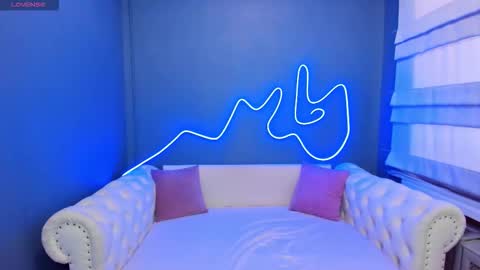 Roxy online show from March 21, 2026, 8:19 am