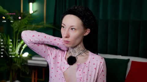 roxanne online show from March 30, 2026, 6:20 pm