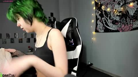 Snapshot of roxy_sunny chatting on March 31, 2026, 2:46 am Roxy GMT2 Mon 10 AM - 4 PMTue 10 AM - 4 PM Wed 10 AM - 4 PM Sat 10 AM - 4 PM Sun 10 AM - 4 PM. online show from March 31, 2026, 2:46 am