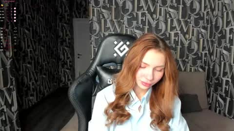 roxy_the_daedevill online show from December 18, 2024, 1:37 am