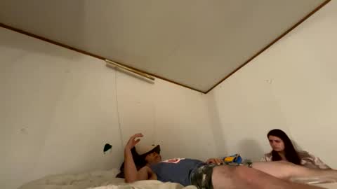 Snapshot of roxybcali chatting on October 2, 2025, 7:59 am Roxy and Brock online show from October 2, 2025, 7:59 am