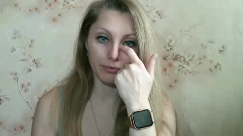 roxyfox18x01 online show from January 18, 2026, 10:08 am