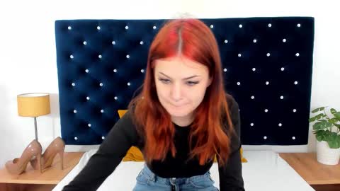 Roxy online show from September 30, 2025, 11:15 am