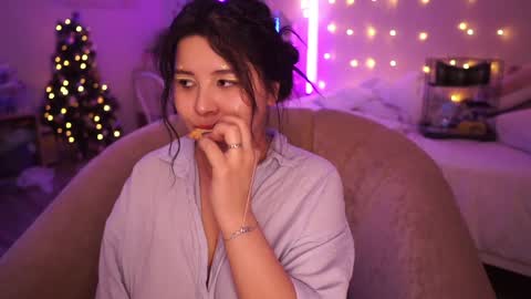 roxysuh online show from January 13, 2025, 10:03 am