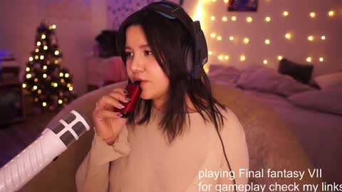 roxysuh online show from February 2, 2025, 11:30 am