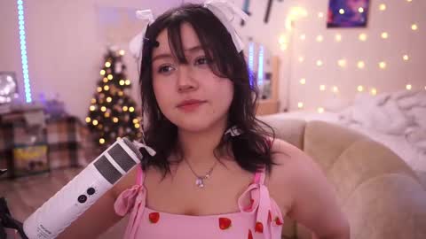 roxysuh online show from February 18, 2025, 7:43 am