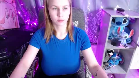 angela online show from February 1, 2026, 8:40 pm