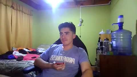 rpaulo25 online show from November 25, 2025, 5:07 am