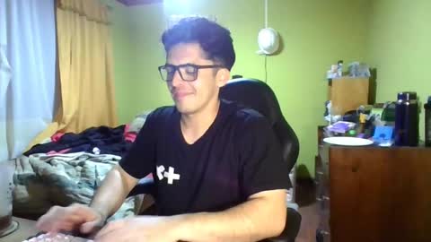 rpaulo25 online show from May 31, 2026, 5:59 am