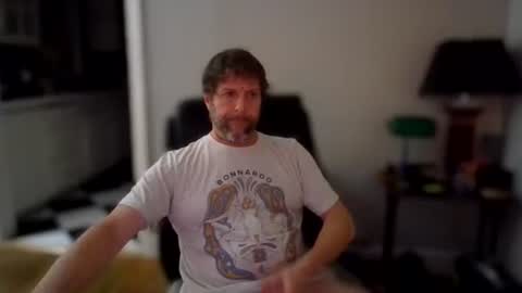 Snapshot of rtrmoney18 chatting on January 6, 2026, 9:24 am rtrmoney18 online show from January 6, 2026, 9:24 am