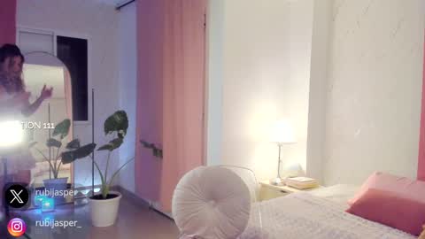 Rubi online show from February 18, 2025, 10:36 pm