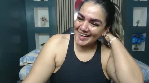 Ruby Jimenez online show from November 11, 2025, 4:01 am