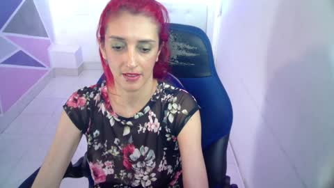 ruby_your_milf online show from January 8, 2025, 6:09 pm