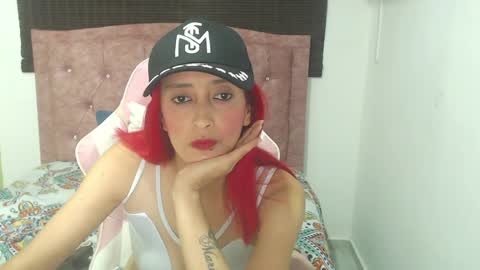 ruby_your_milf online show from June 9, 2026, 7:47 pm
