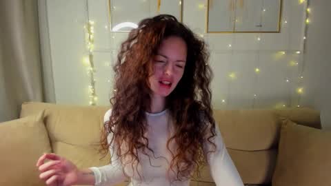 rubyattwood online show from November 16, 2025, 11:10 pm