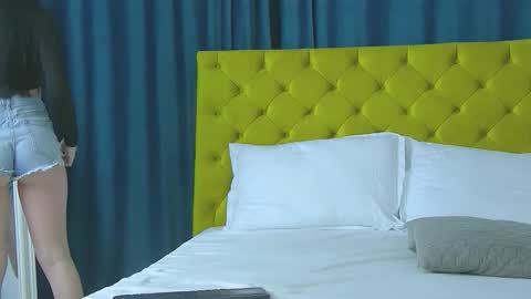 Snapshot of rubyhills chatting on January 19, 2026, 5:44 am Ruby online show from January 19, 2026, 5:44 am