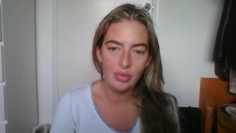 rubyredxxxoxxx online show from October 6, 2025, 7:17 am