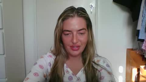 rubyredxxxoxxx online show from April 18, 2026, 8:07 am