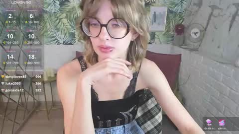 Ruby online show from January 24, 2025, 2:39 am