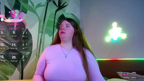 Ruby online show from April 6, 2026, 1:25 am