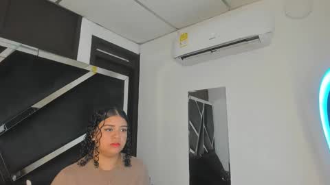 rubyxht online show from September 30, 2025, 12:43 pm