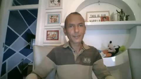 Snapshot of ruffriders1 chatting on October 6, 2025, 9:51 am ruffriders1 online show from October 6, 2025, 9:51 am