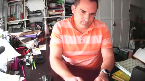 runner1978 online show from January 15, 2025, 11:10 am