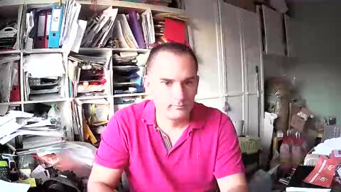 runner1978 online show from December 1, 2025, 7:46 am