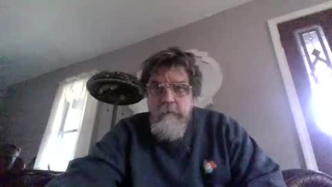 Snapshot of runningaround60 chatting on December 3, 2024, 6:49 pm runningaround60 online show from December 3, 2024, 6:49 pm