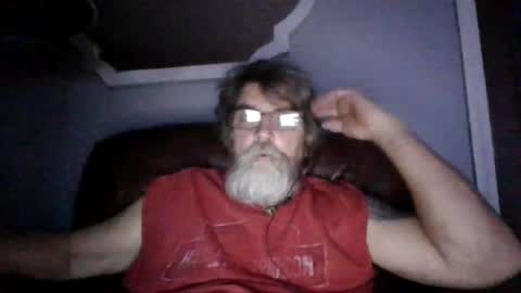 Snapshot of runningaround60 chatting on September 17, 2025, 2:13 am runningaround60 online show from September 17, 2025, 2:13 am