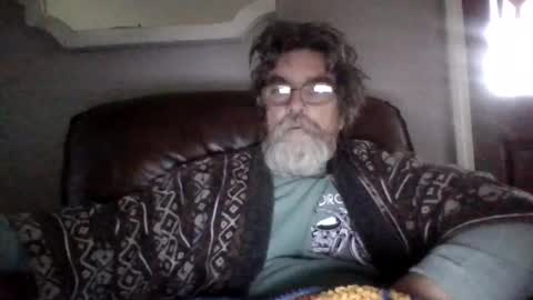 Snapshot of runningaround60 chatting on October 11, 2025, 11:42 am runningaround60 online show from October 11, 2025, 11:42 am