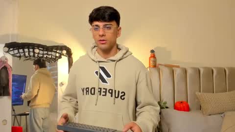 Russ online show from October 7, 2025, 11:18 am