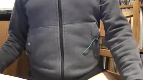 Snapshot of russelnash1900 chatting on December 13, 2025, 10:15 pm Russel Nash online show from December 13, 2025, 10:15 pm