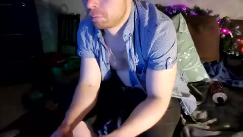 Snapshot of russianbear1917 chatting on December 2, 2025, 8:59 pm Mike online show from December 2, 2025, 8:59 pm