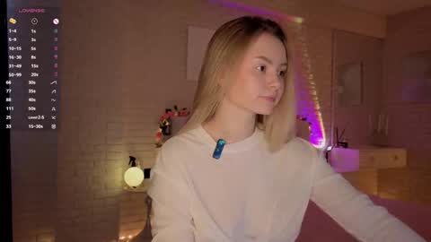 Snapshot of ruta_meow chatting on October 4, 2025, 10:57 am Ruta prize for the new fan club members hehe online show from October 4, 2025, 10:57 am