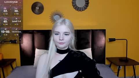 Snapshot of ruthbryant chatting on September 9, 2025, 8:47 am ruthbryant online show from September 9, 2025, 8:47 am