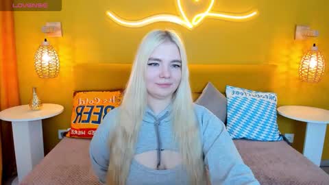 Snapshot of ruthbryant chatting on October 4, 2025, 1:47 am ruthbryant online show from October 4, 2025, 1:47 am