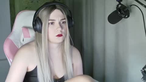 Tanyushka online show from January 26, 2025, 6:37 pm