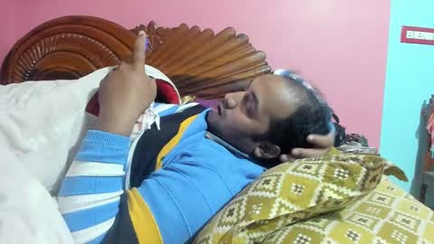 Snapshot of rwb17 chatting on January 28, 2025, 4:41 pm rwb17 online show from January 28, 2025, 4:41 pm