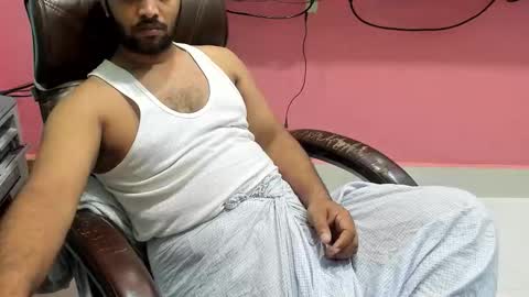 Snapshot of rwb17 chatting on October 2, 2025, 4:30 am rwb17 online show from October 2, 2025, 4:30 am