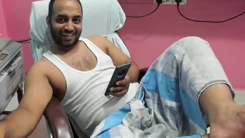 Snapshot of rwb17 chatting on October 28, 2025, 11:58 am rwb17 online show from October 28, 2025, 11:58 am