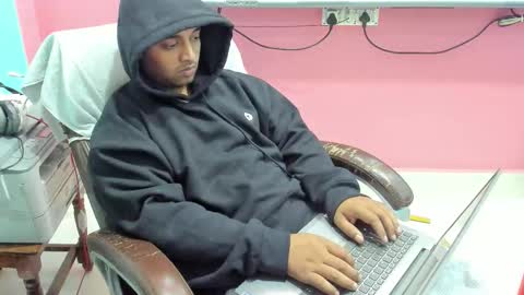 Snapshot of rwb17 chatting on November 13, 2025, 4:06 pm rwb17 online show from November 13, 2025, 4:06 pm